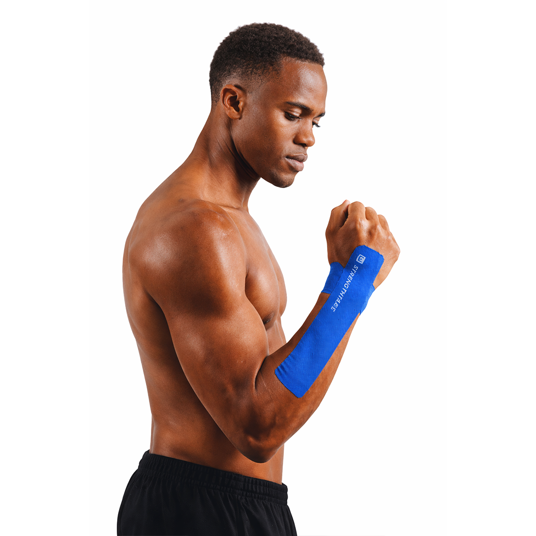 ModeloKinesiotapeStrengthtapeKitmuecaycodo01